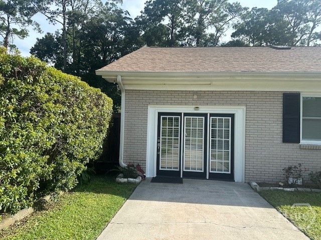 30 E  67th St #A, Savannah, GA 31405