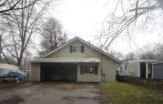 38 Lucky Dr, Coldwater, MI 49036