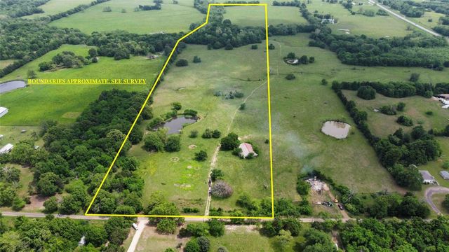1 County Road 2123, Clarksville, TX 75426
