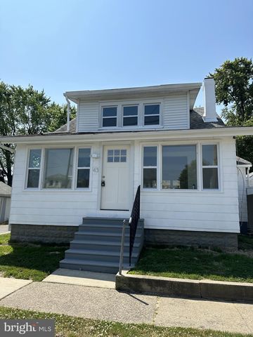 43 W  Laughead Ave, Linwood, PA 19061