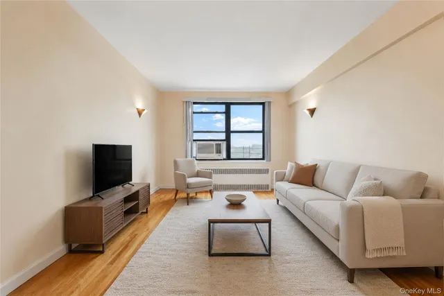 25-15 Union Street #6G, Flushing, NY 11354