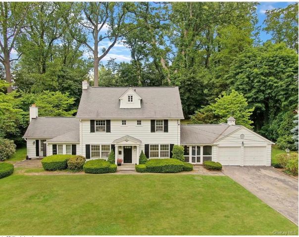 27 Woods Ln, Scarsdale, NY 10583