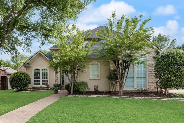307 Skyline Dr, Trophy Club, TX 76262