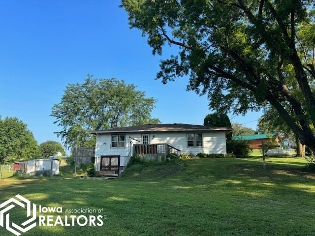 406 Jackson St, Gravity, IA 50848