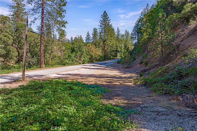 18102 Obrien Inlet Rd, Lakehead, CA 96051