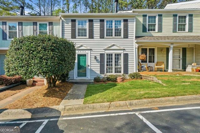 2605 Queen Anne Ct, Sandy Springs, GA 30350