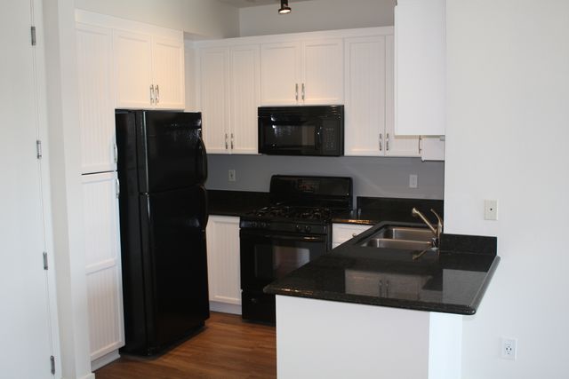 22 W  Green St #309-P, Pasadena, CA 91105