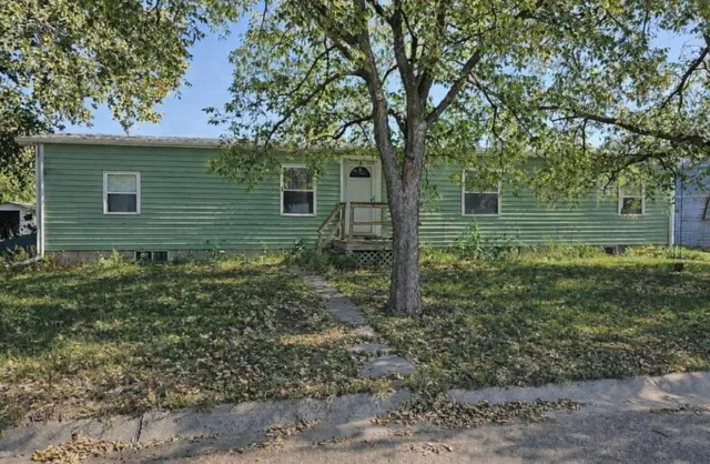 205 Ida St, Fullerton, NE 68638