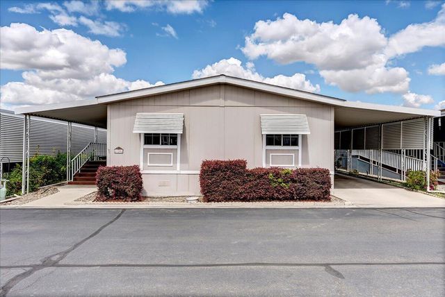 2459 N Oaks Street UNIT # 120, Tulare, CA 93274