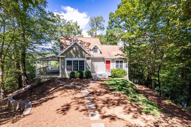 110 Lightfoot Dr, Montross, VA 22520