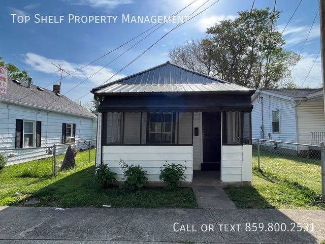 103 Martin Luther King St, Shelbyville, KY 40065