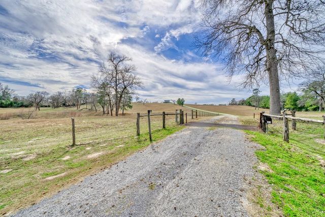 4404 County Road 151, Centerville, TX 75833