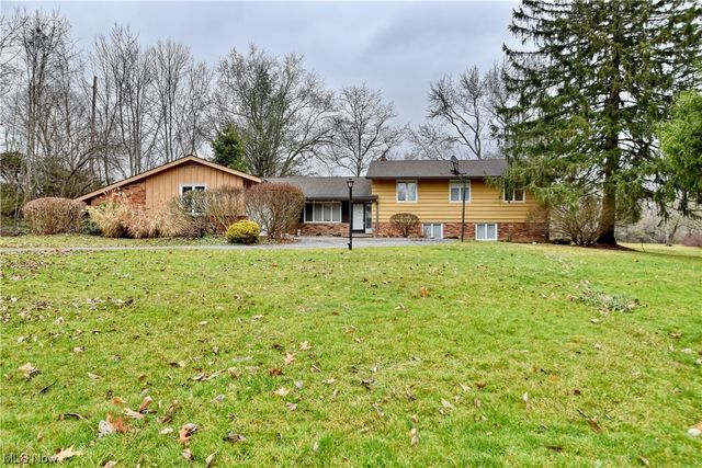 2739 Kersdale Rd, Pepper Pike, OH 44124