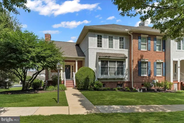 168 Windgate Dr, Chester Springs, PA 19425