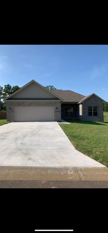 1601 Rehoboth Dr, Searcy, AR 72143