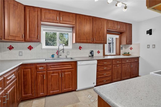 4816 S Delaware Street, Englewood, CO 80110
