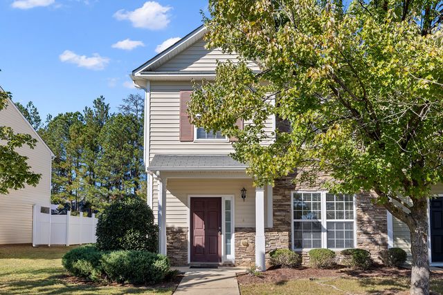 6013 Neuse Wood Dr, Raleigh, NC 27616