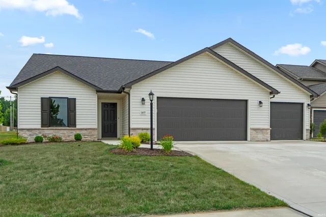 1455 Herdsman Blvd, Huntertown, IN 46748