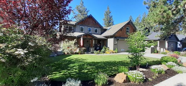 19775 Hollygrape St, Bend, OR 97702