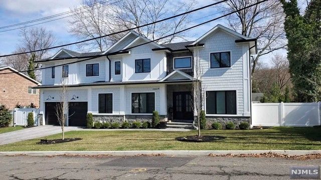 24 Cypress Pl, Demarest, NJ 07627