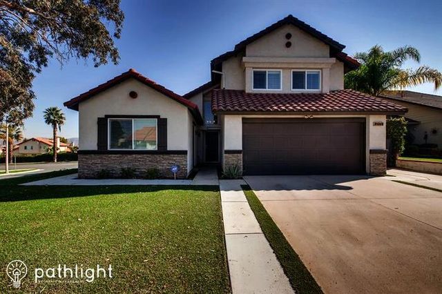 2171 Devonshire Dr, Corona, CA 92879