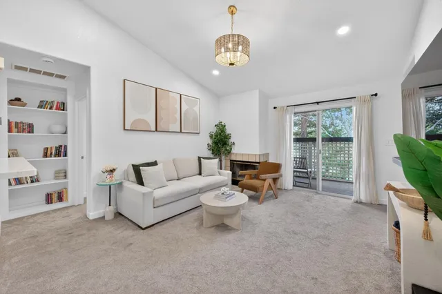 5964 Bridgeport Lake Way, San Jose, CA 95123