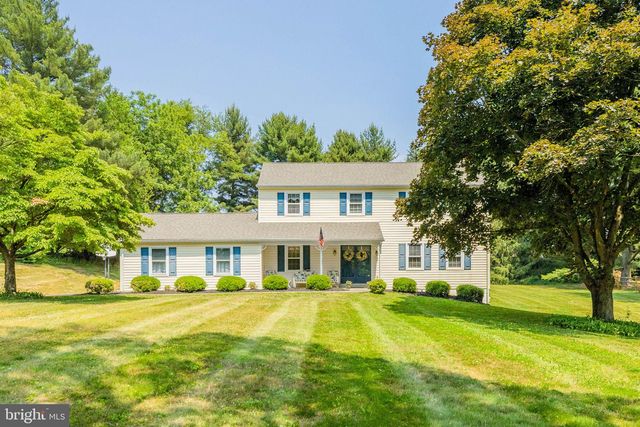 601 Leslie Ln, West Chester, PA 19382