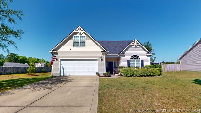 191 Feathers Ln, Raeford, NC 28376