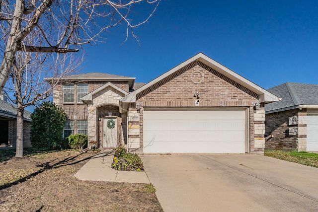 4517 Willow Rock Ln, Fort Worth, TX 76244