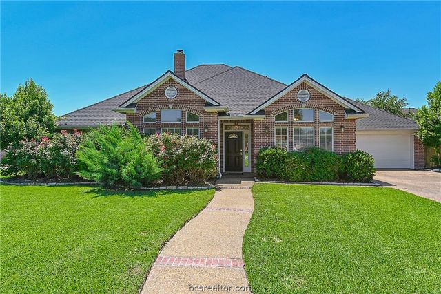 702 Driver Ct, College Station, TX 77845