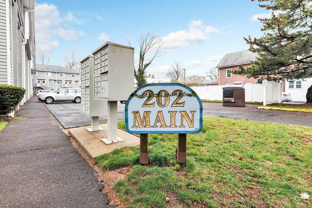 202 Main St #3G, West Haven, CT 06516