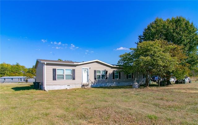 111 NW 501st Rd, Centerview, MO 64019