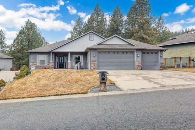 5805 N  Hermosa Cir, Otis Orchards, WA 99027