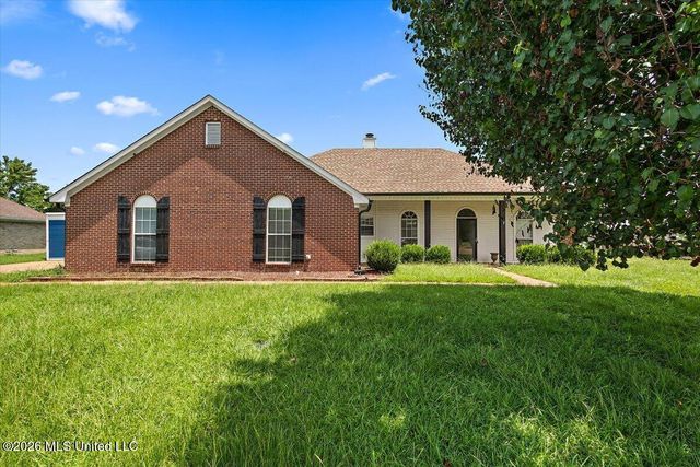 218 Charlene Dr, Byram, MS 39272
