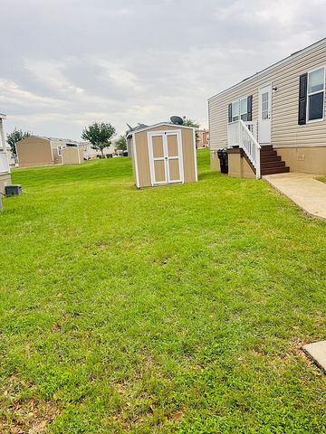 7460 Kitty Hawk Rd #236, Converse, TX 78109