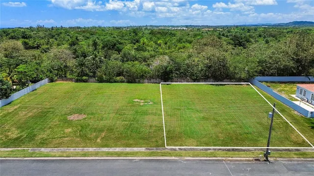 A-7 PASEO MADRID, Vega Alta, PR 00692
