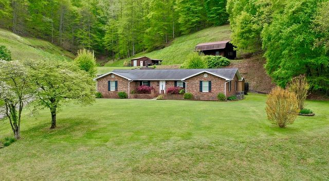 10206 Bent Branch Rd, Pikeville, KY 41501