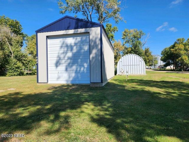 702 Phelps St, Wallace, SD 57272
