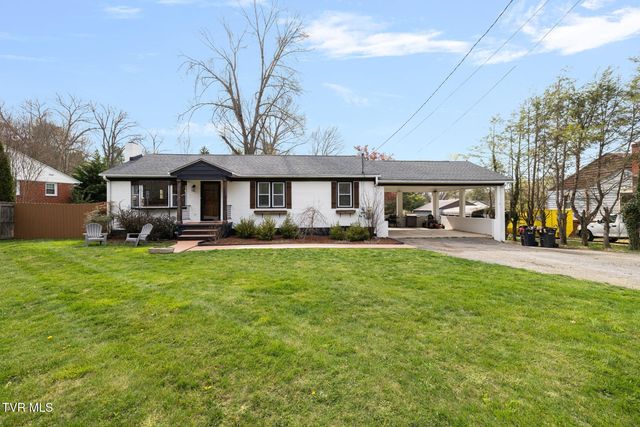 533 Vance Dr, Bristol, TN 37620
