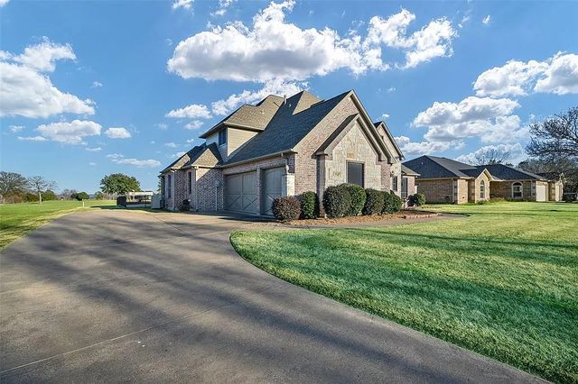 15557 County Road 4052, Kemp, TX 75143