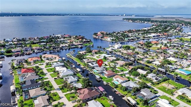 5349 Cobalt Ct, Cape Coral, FL 33904