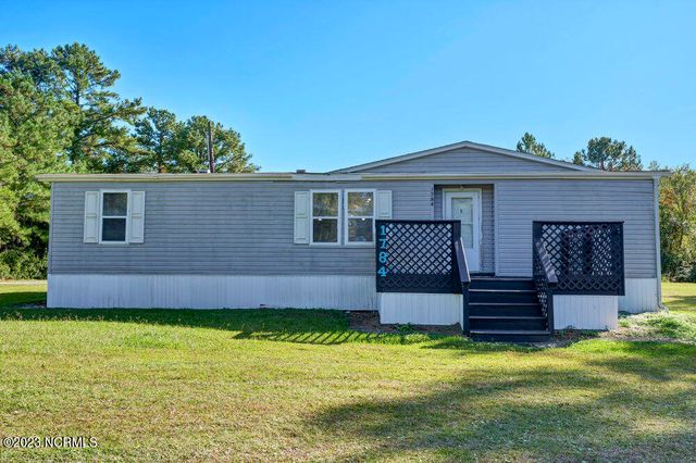 1784 Highway 172, Sneads Ferry, NC 28460