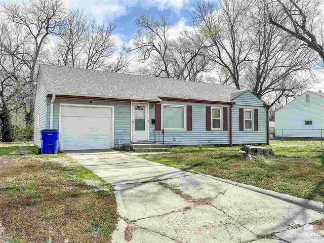 905 Cleary Ave, Junction City, KS 66441