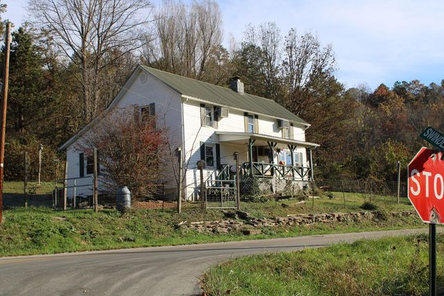 3283 State Highway 577, Annville, KY 40402