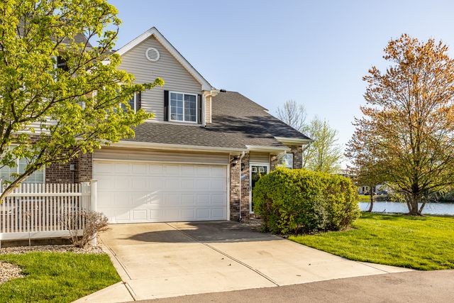 11487 Enclave Blvd, Fishers, IN 46038
