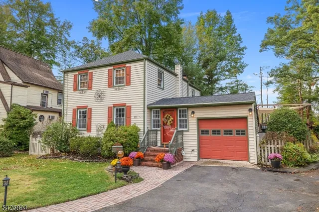 233 Maple Ave, Dunellen, NJ 08812