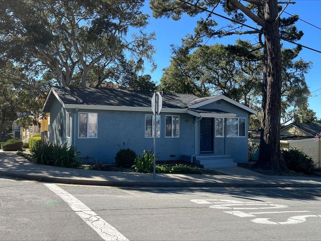 1972 Irving Ave, Monterey, CA 93940