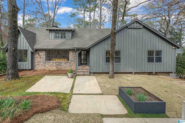 3008 Brook Hollow Ln, Mountain Brk, AL 35243