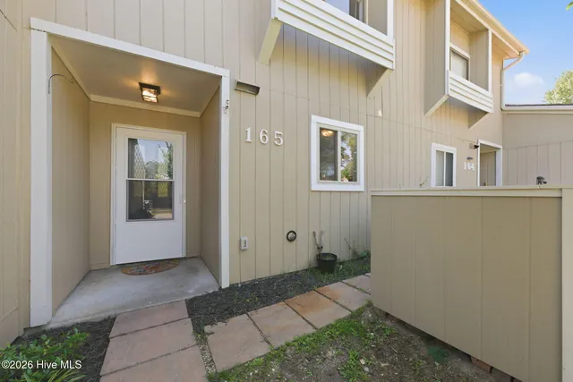 165 Quarterdeck, New Bern, NC 28562