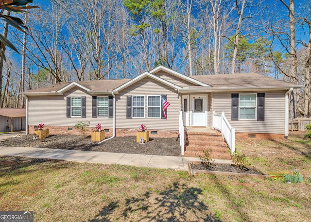 272 Lakeside Trl, Martin, GA 30557